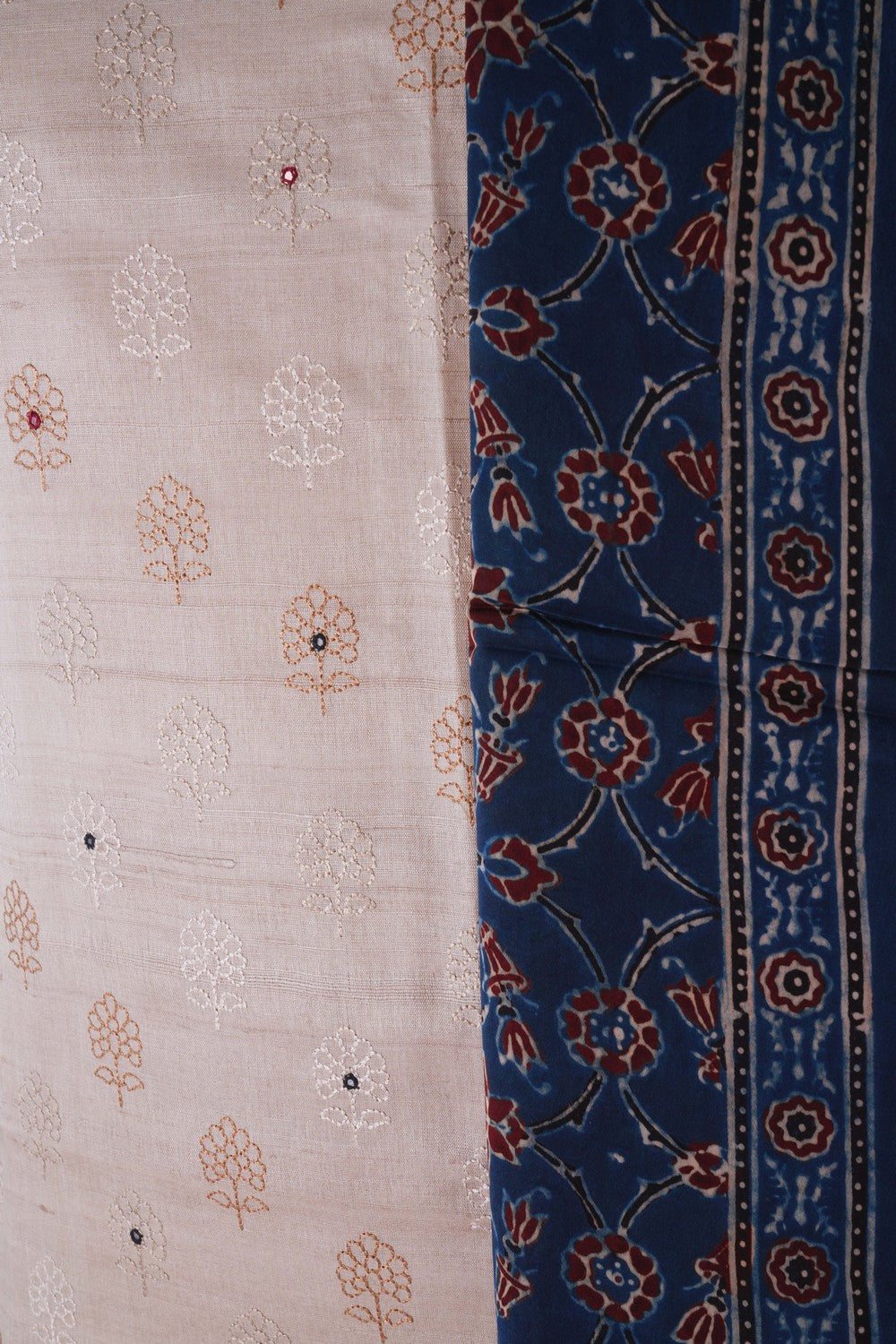 Image of Unstitched Suit Set Fabric (3 Pcs Set)