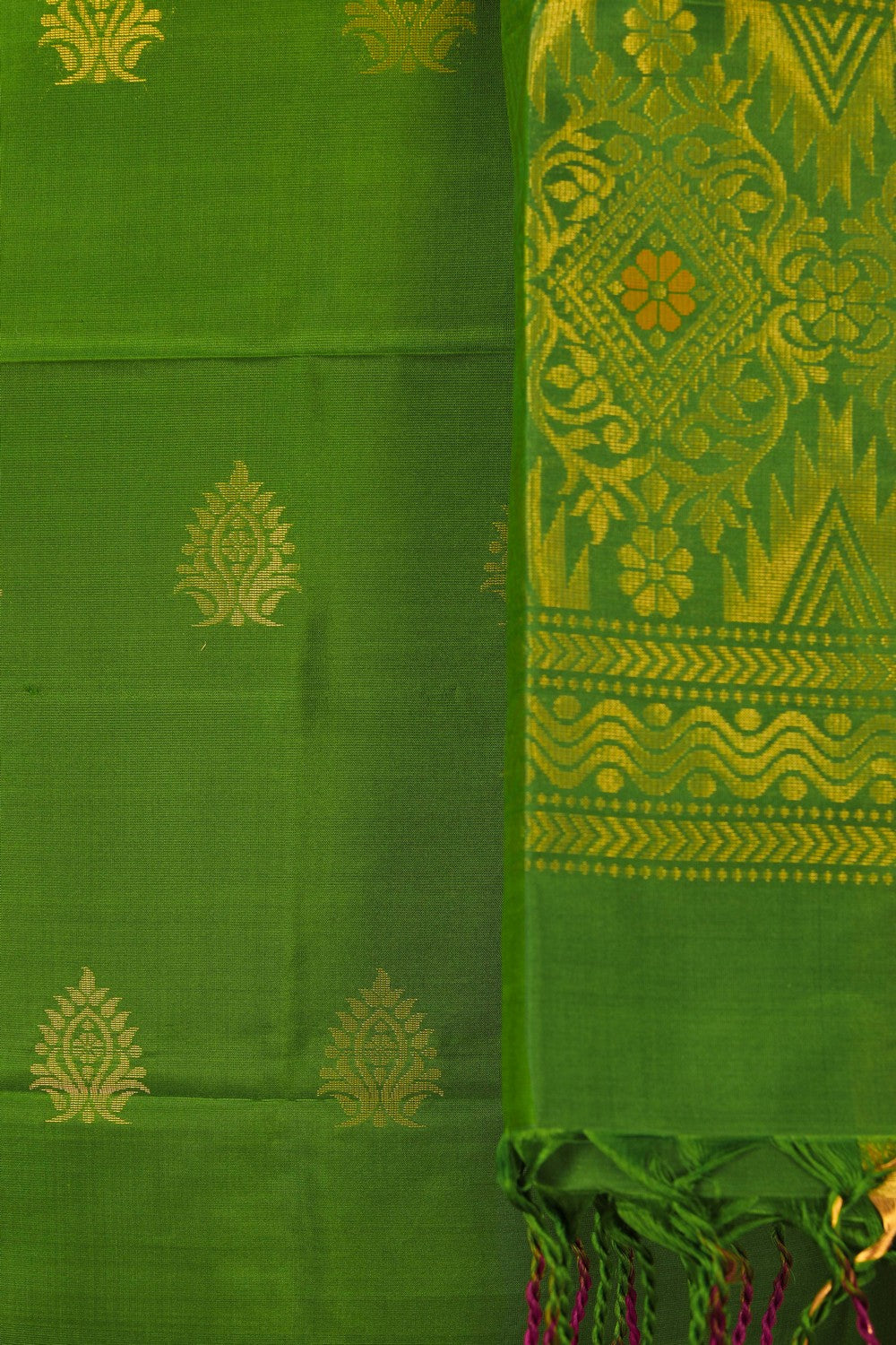 Image of Unstitched Suit Set Fabric (3 Pcs Set)