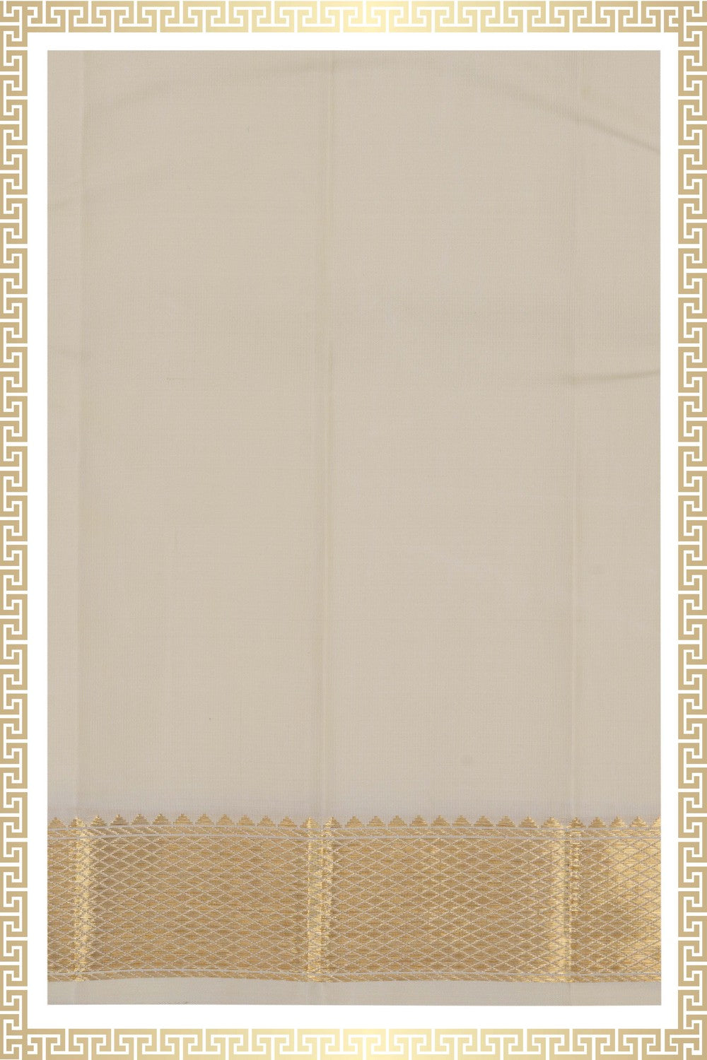 Image of Kanchipuram Silk Dhoti With Kanduva (8 X 4) 2 PCS Set