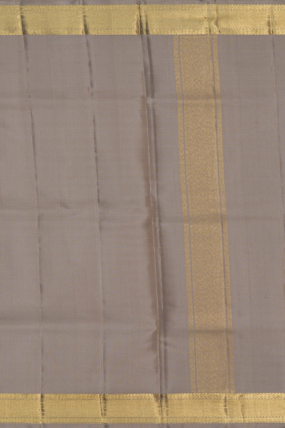 Image of Kanchipuram Silk Dhoti With Kanduva (8 X 4) 2 PCS Set