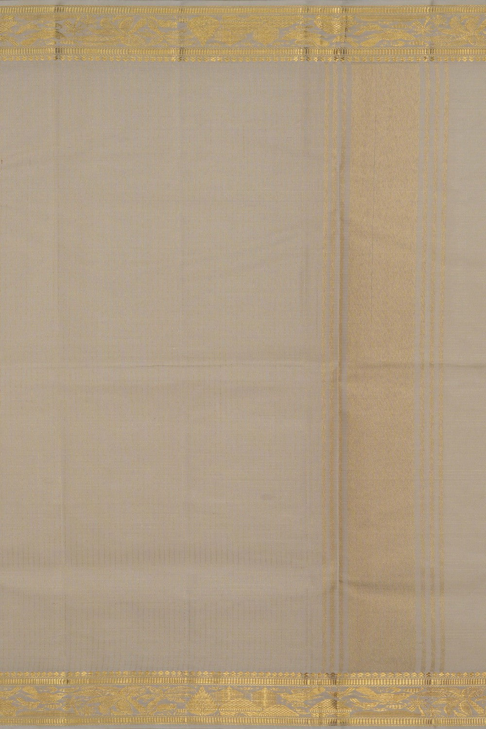 Image of Kanchipuram Silk Dhoti With Kanduva (8 X 4) 2 PCS Set