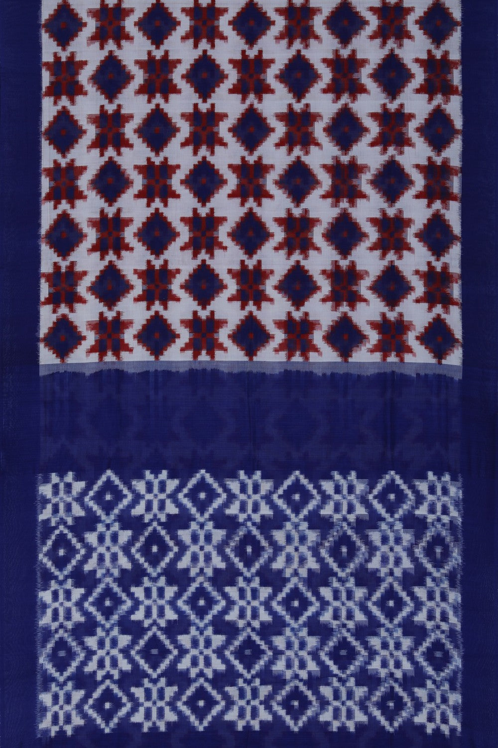 Image of Pochampally Ikat Geometric Pattern Saree