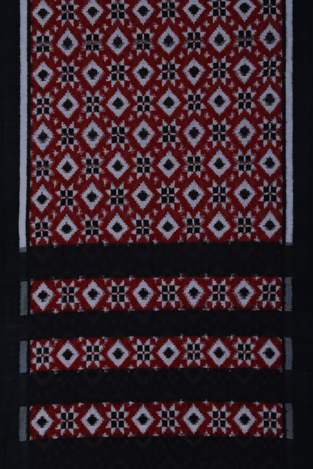 Image of Pochampally Ikat Geometric Pattern Saree