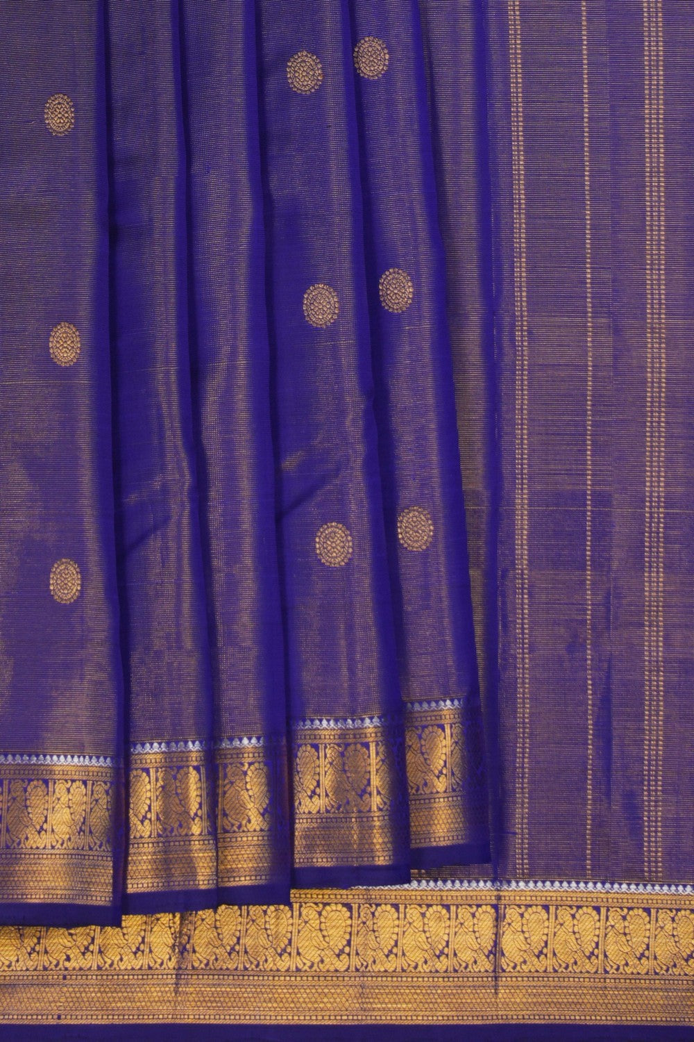Image of Kanchipuram Silk Gold Shimmering Purple Saree
