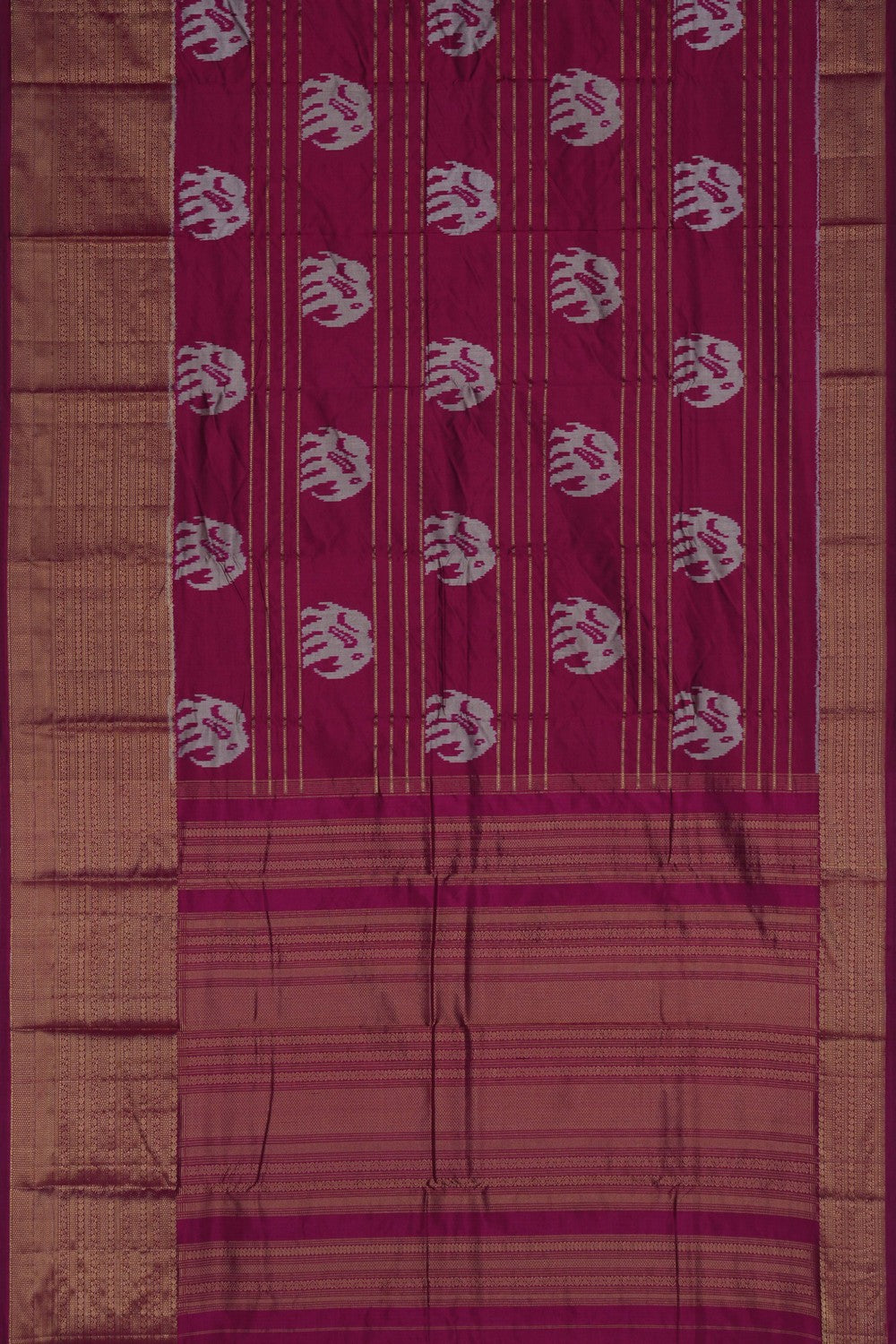Image of Pochampally Ikat Magenta Saree