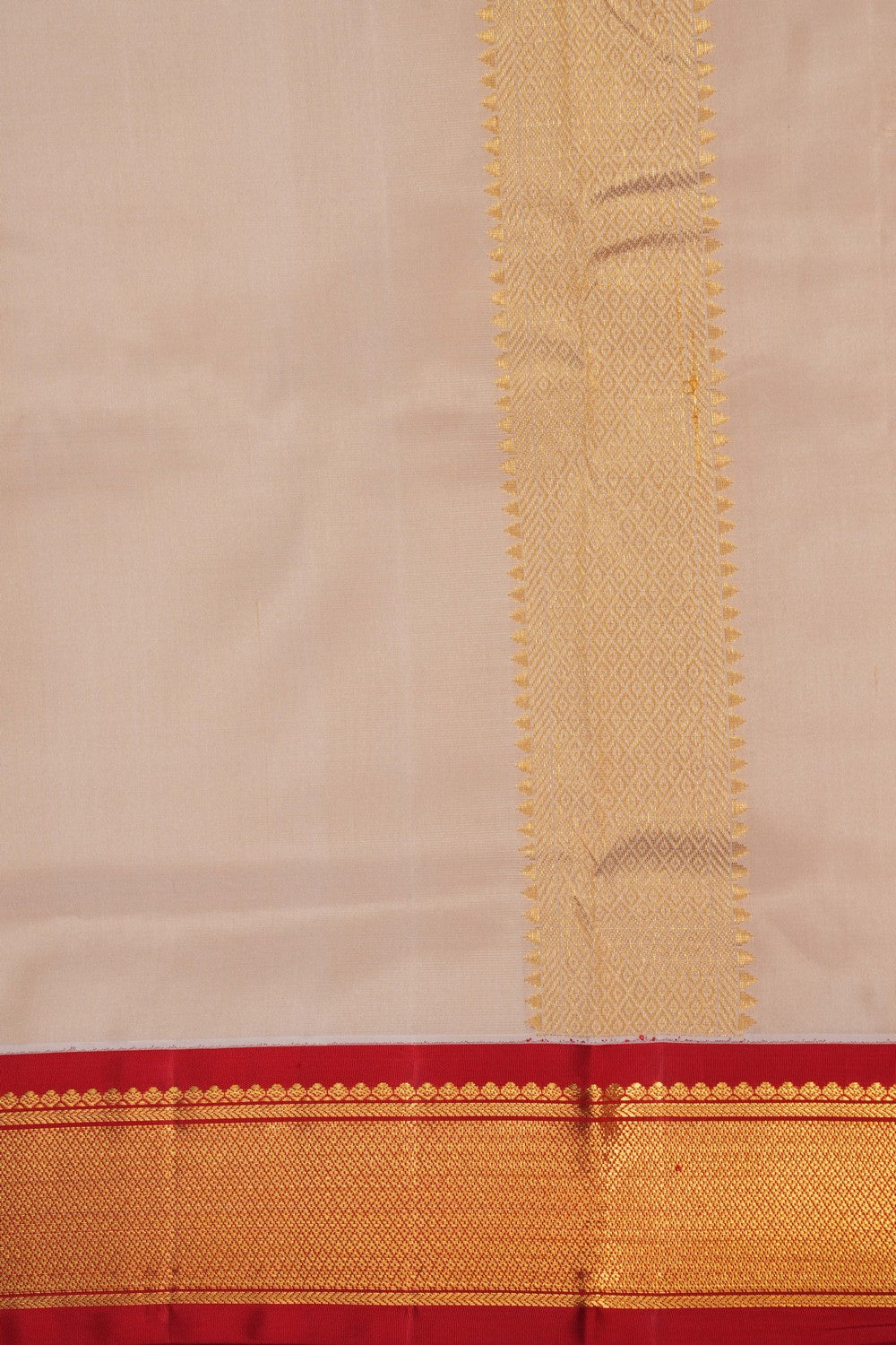 Image of Kanchi Silk Beige Traditional Dhoti With Kanduva (8 X 4)