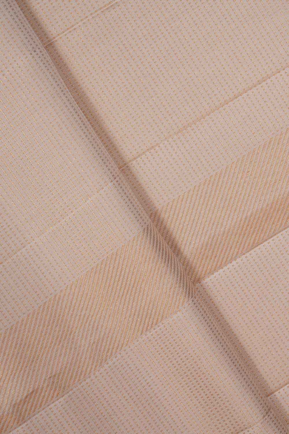 Image of Kanchi Silk Cream Dhoti With Kanduva (8 X 4) 3PCS