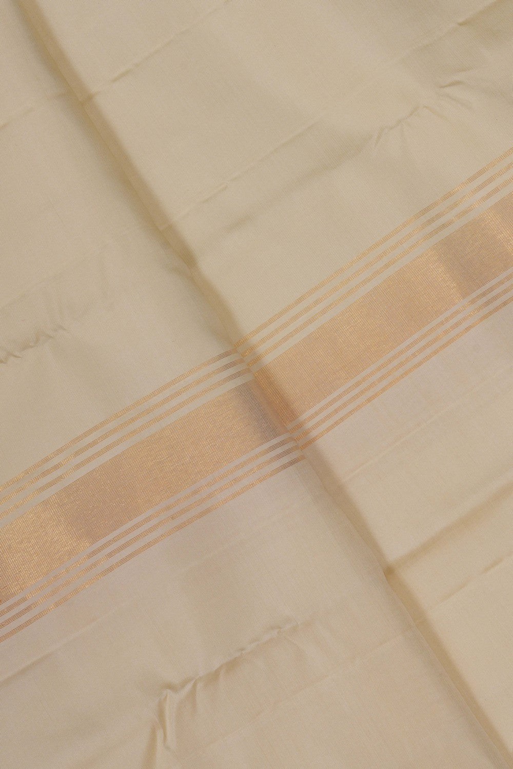 Image of Kanchi Silk Cream Traditional Dhoti With Kanduva (8 X 4)