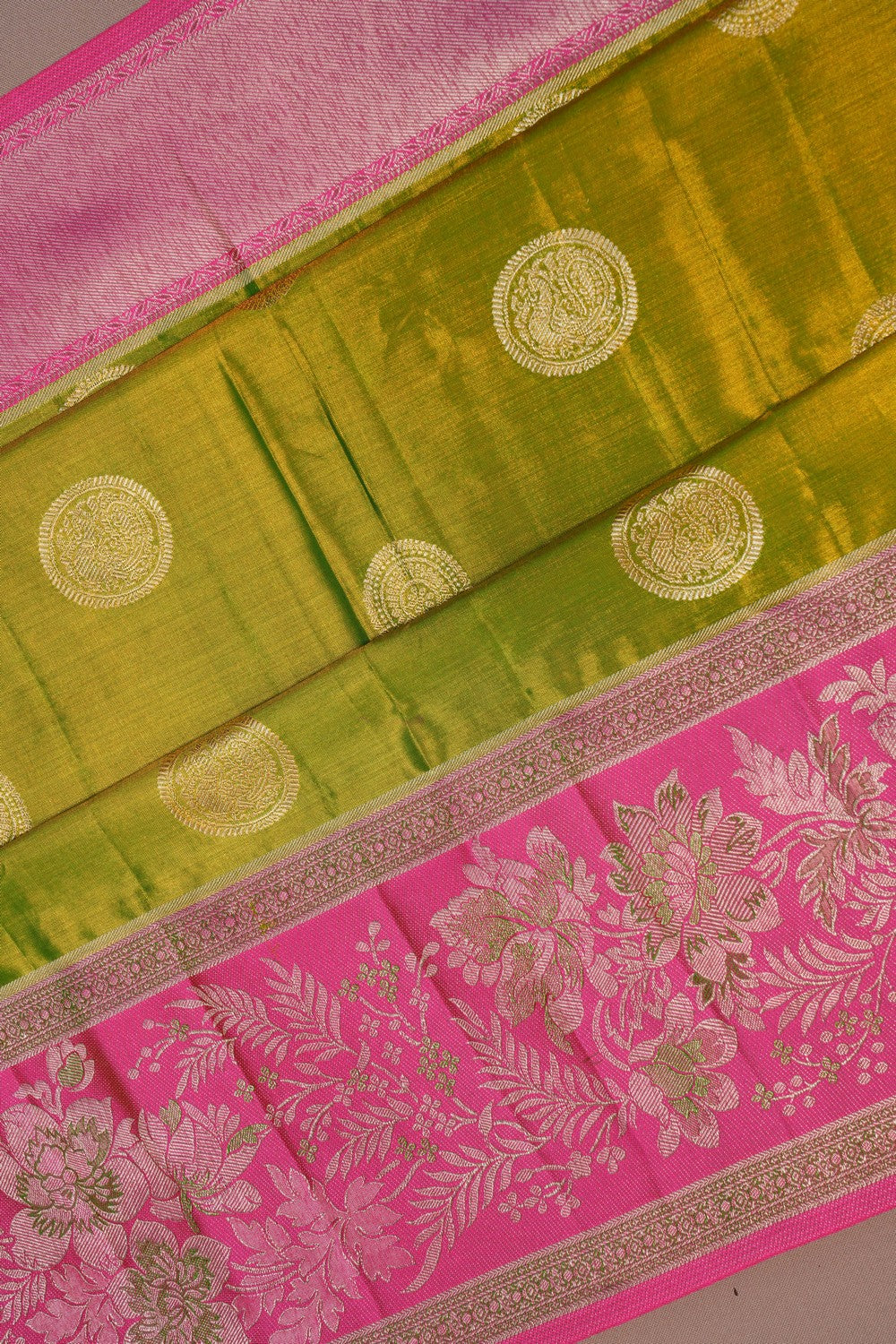 Image of Kanchipattu Tissue Green Saree