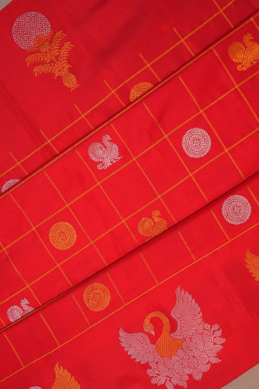 Image of Gadwal Silk Red Saree