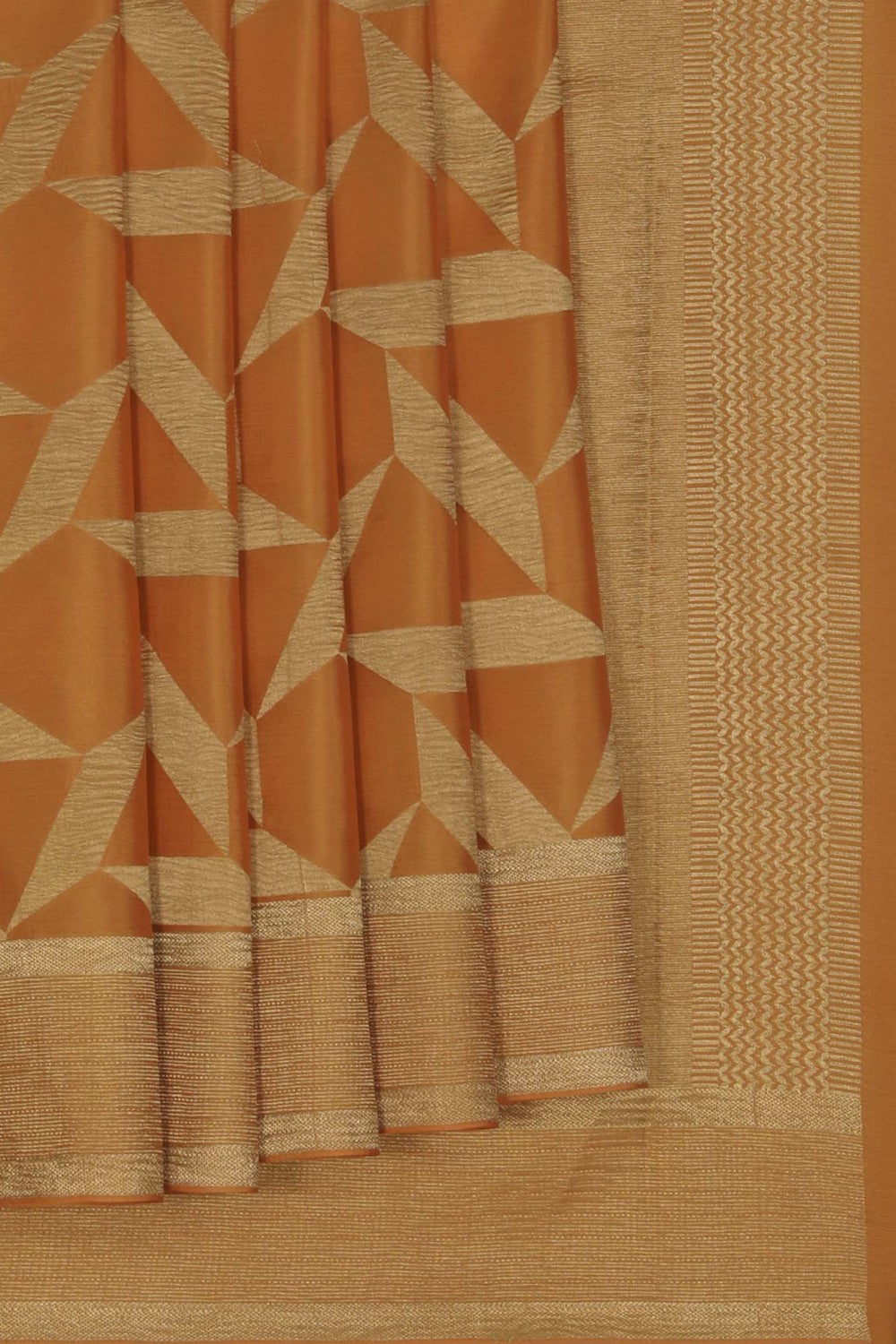 Image of A Geometric Pattern Crepe Saree