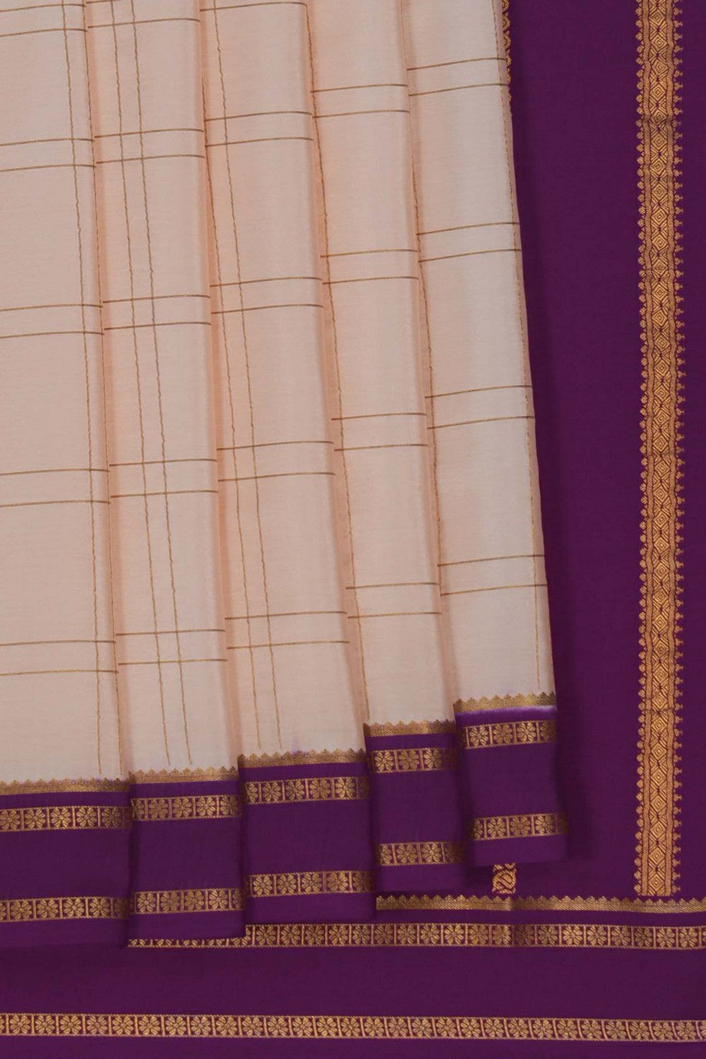 Image of Binny Crepe Off-White Saree
