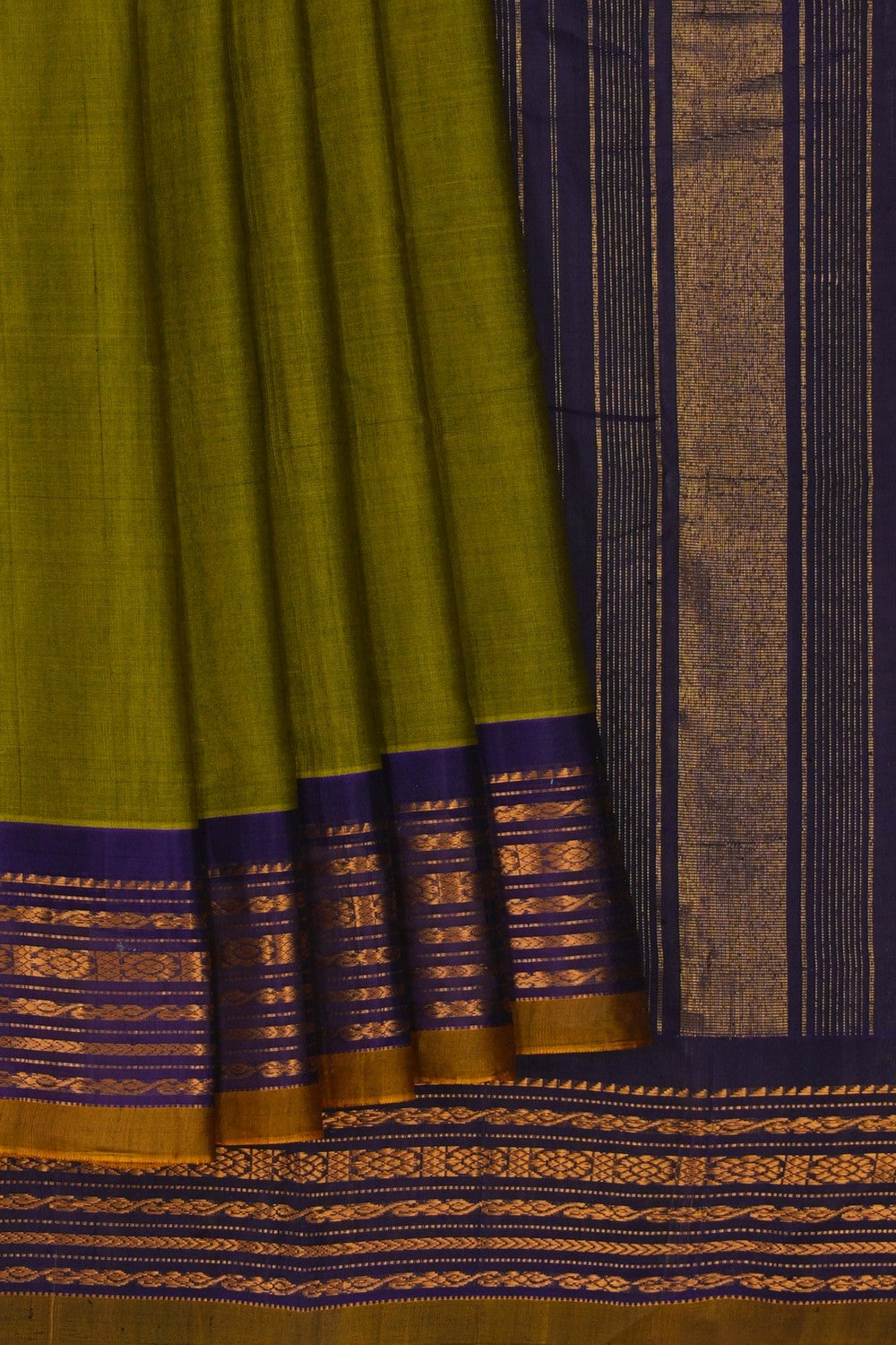 Image of Gadwal Cotton Green Saree