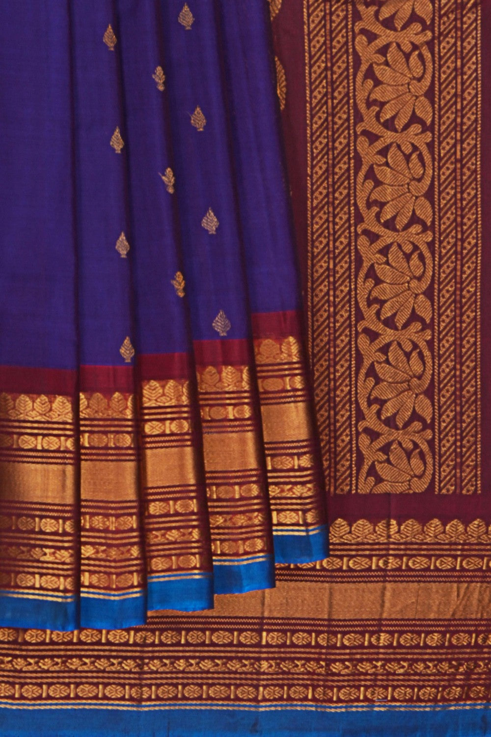 Image of Gadwal Silk Cotton Purple Saree