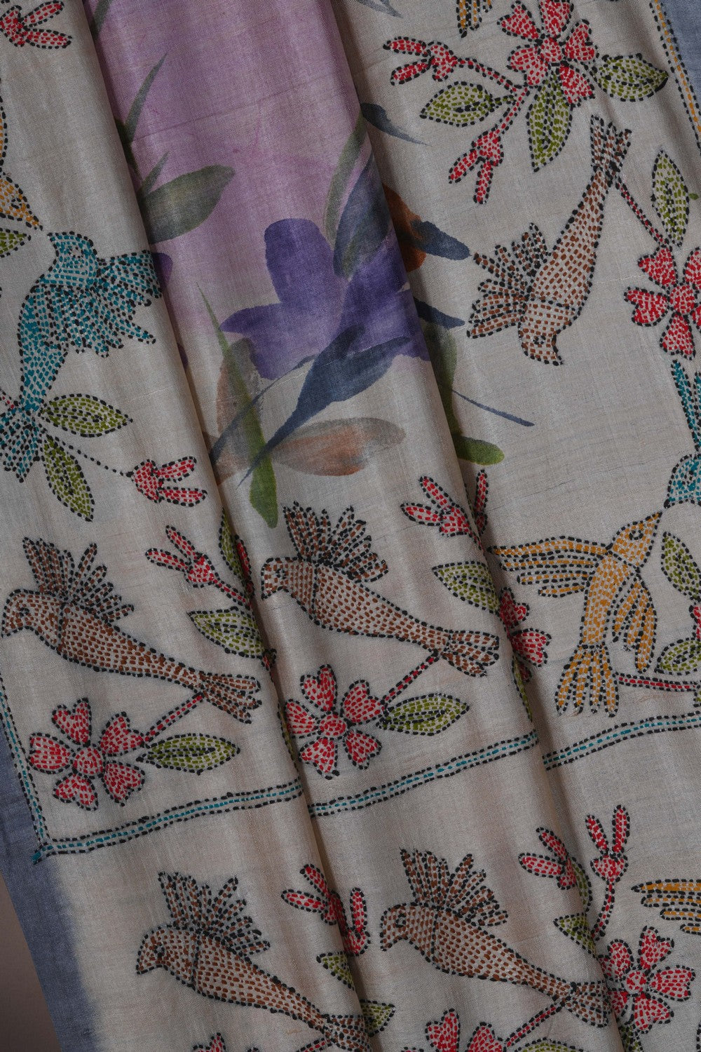 Image of This artistic fusion lends the drape a distinctive character