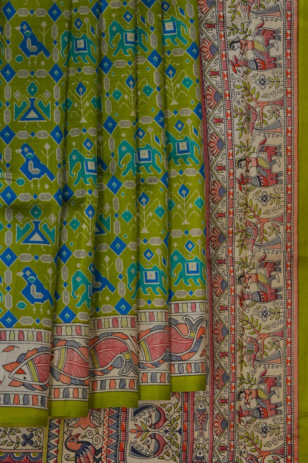 Image of A unique fusion of tradition and modern aesthetics saree