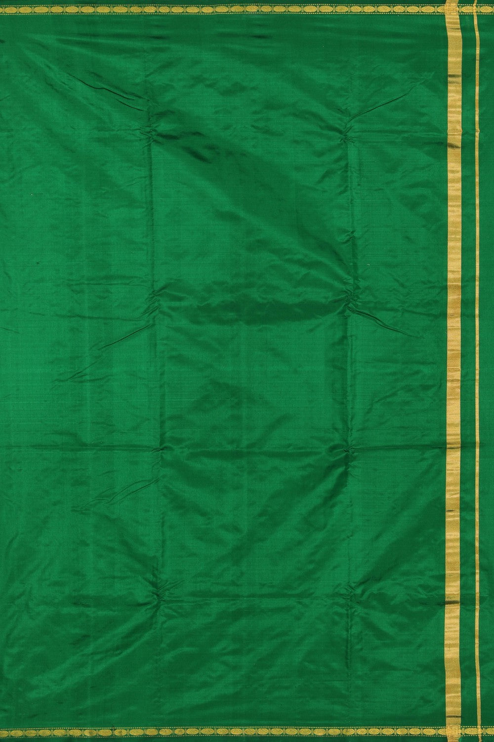 Image of A Green Silk Dhoti With Kanduva (8 X 4)