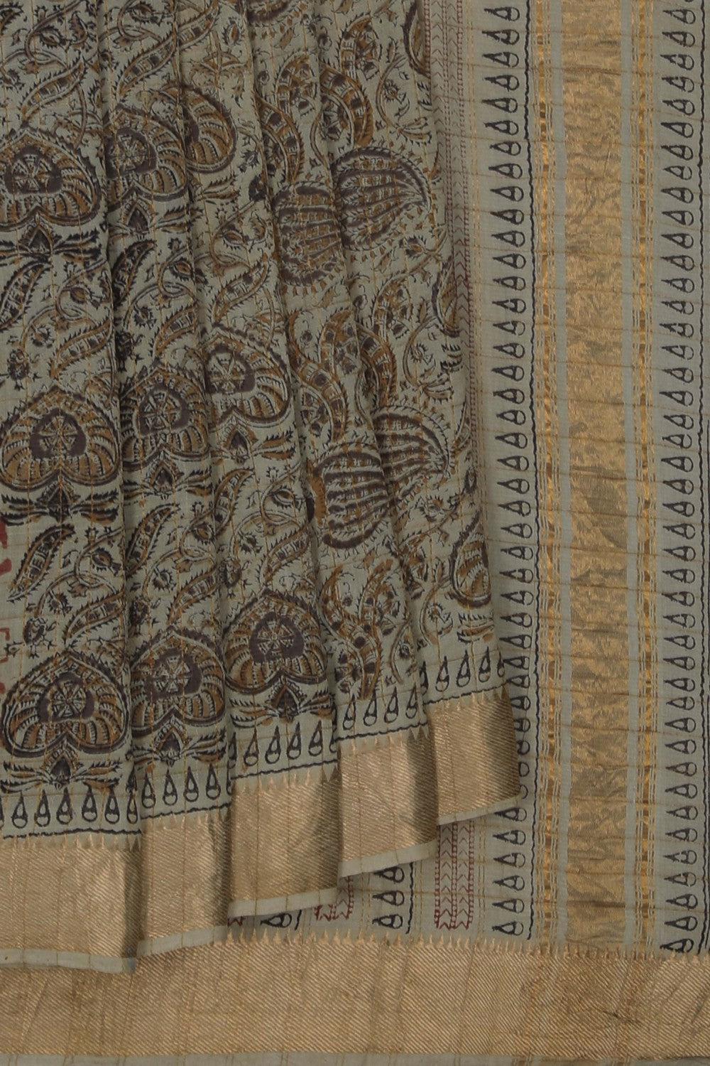 Image of Mangalgiri Silk Saree With Floral Prints
