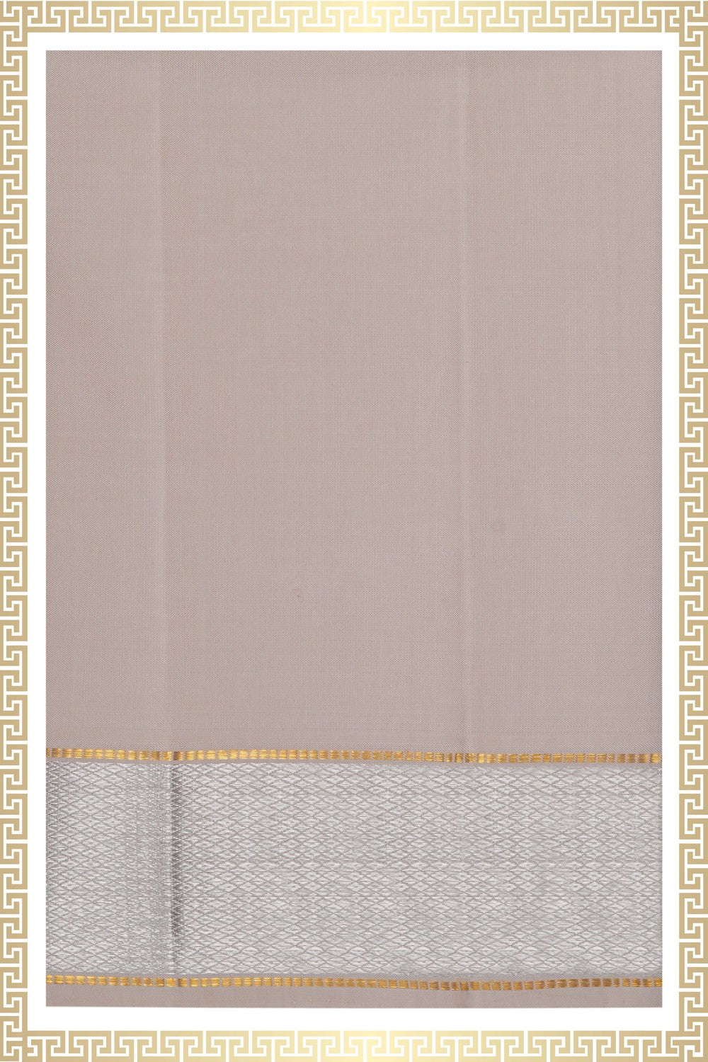 Image of Kanchi Silk Traditional Dhoti With Kanduva (8 X 4)