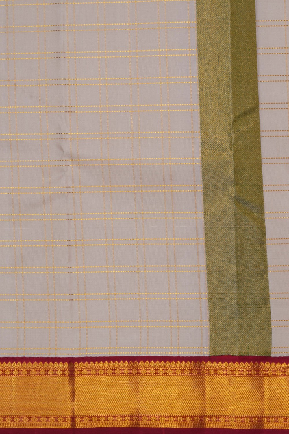Image of Kanchi Silk Traditional Dhoti With Kanduva (8 X 4)