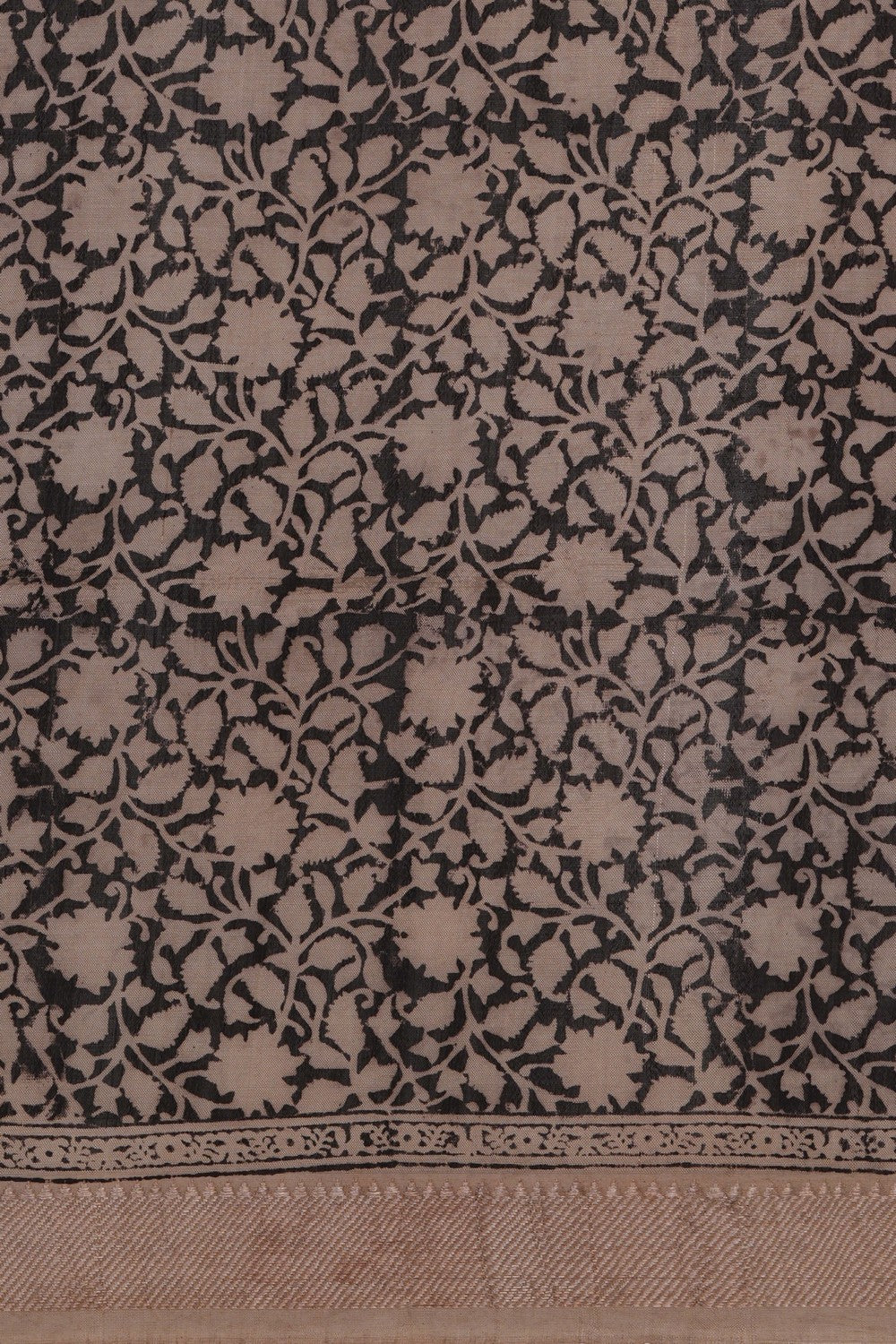 Image of Mangalgiri Silk Grey Saree