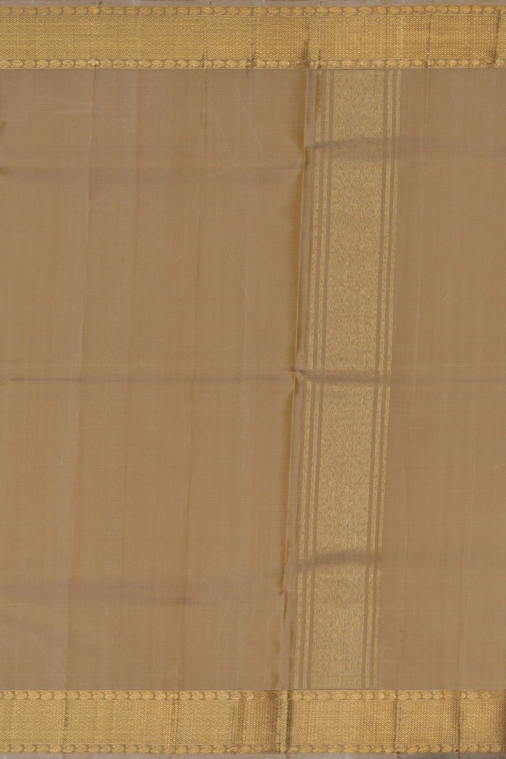 Image of Kanchi Silk Traditional Dhoti With Kanduva (8 X 4)