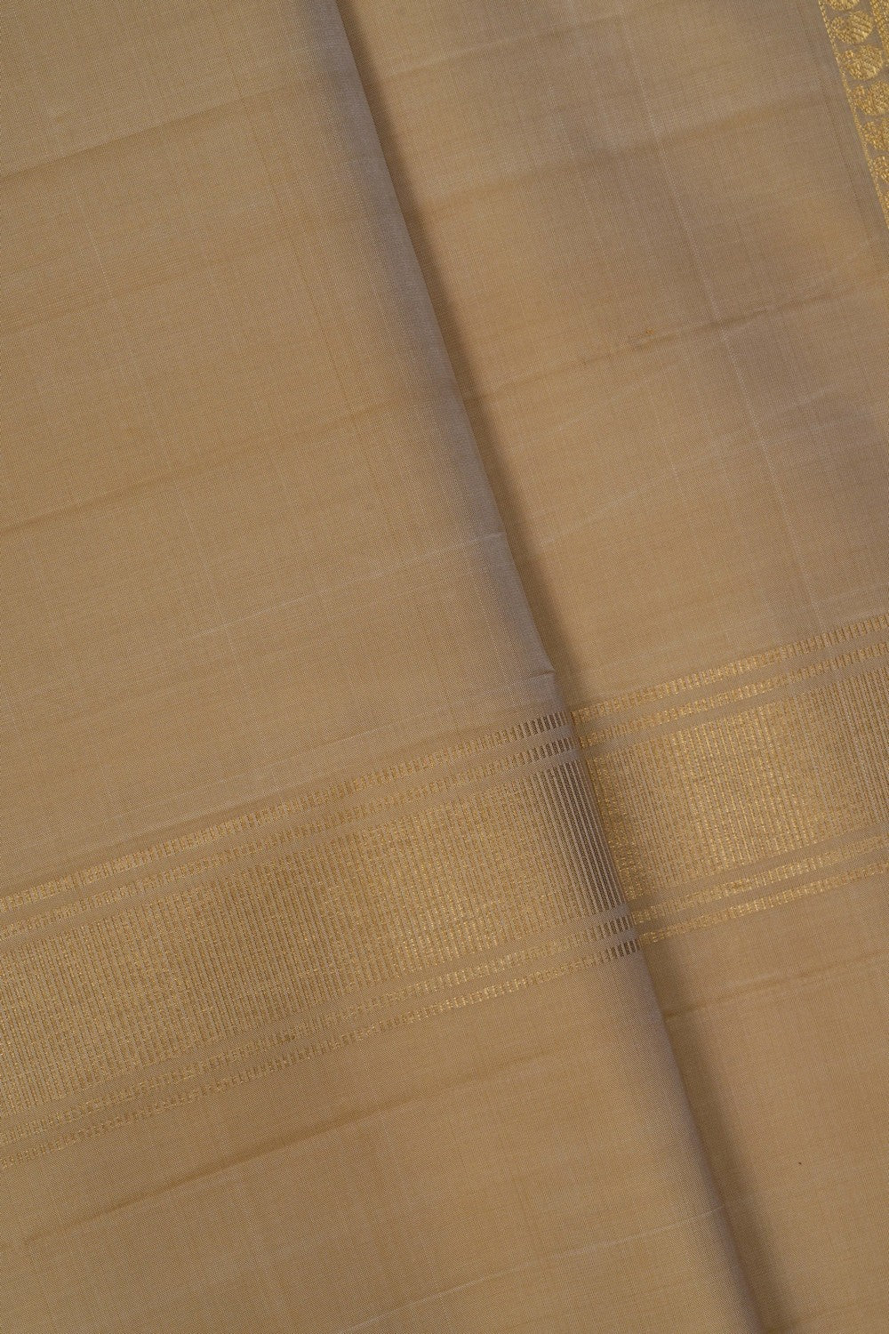 Image of Kanchi Silk Traditional Dhoti With Kanduva (8 X 4)