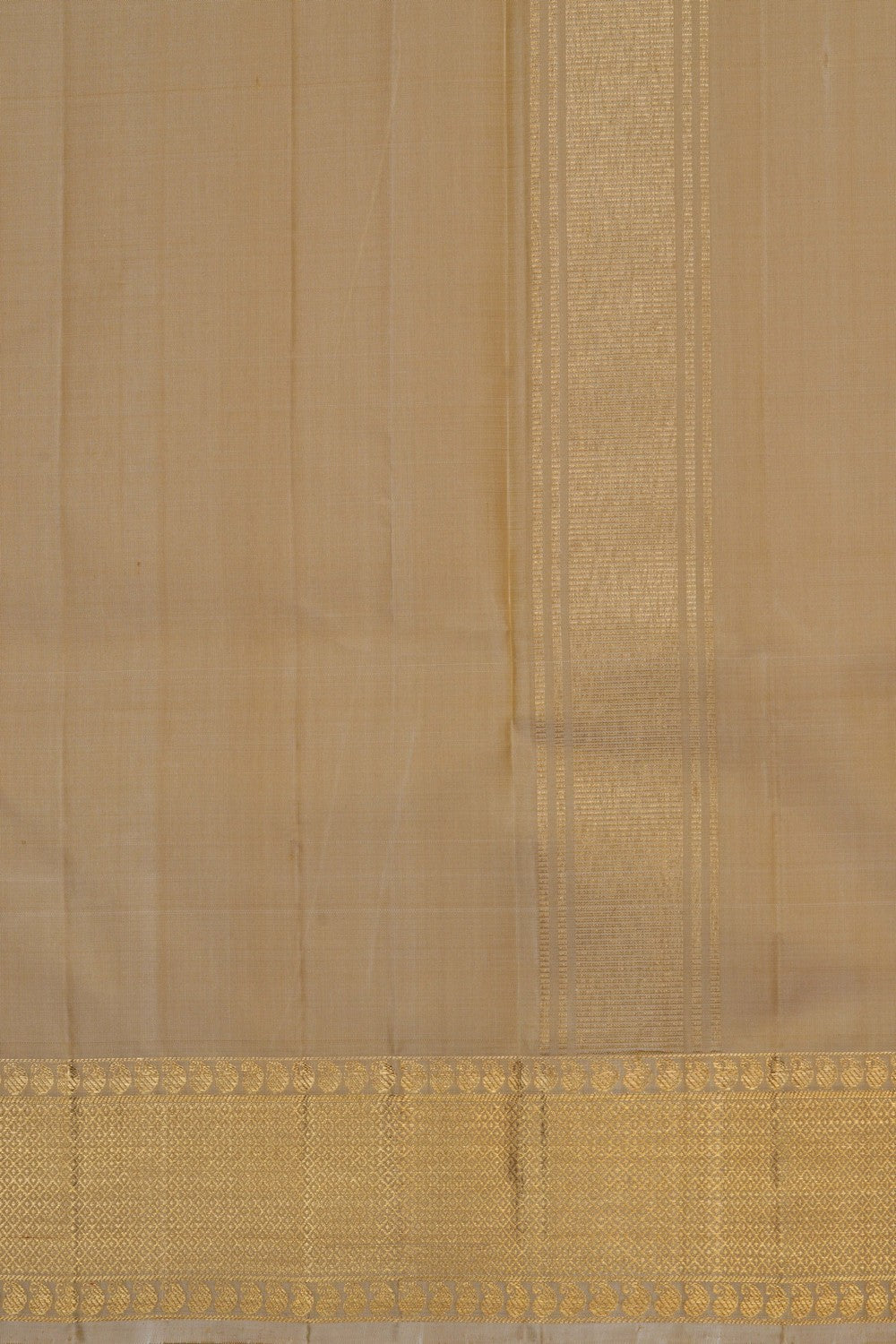 Image of Kanchi Silk Traditional Dhoti With Kanduva (8 X 4)