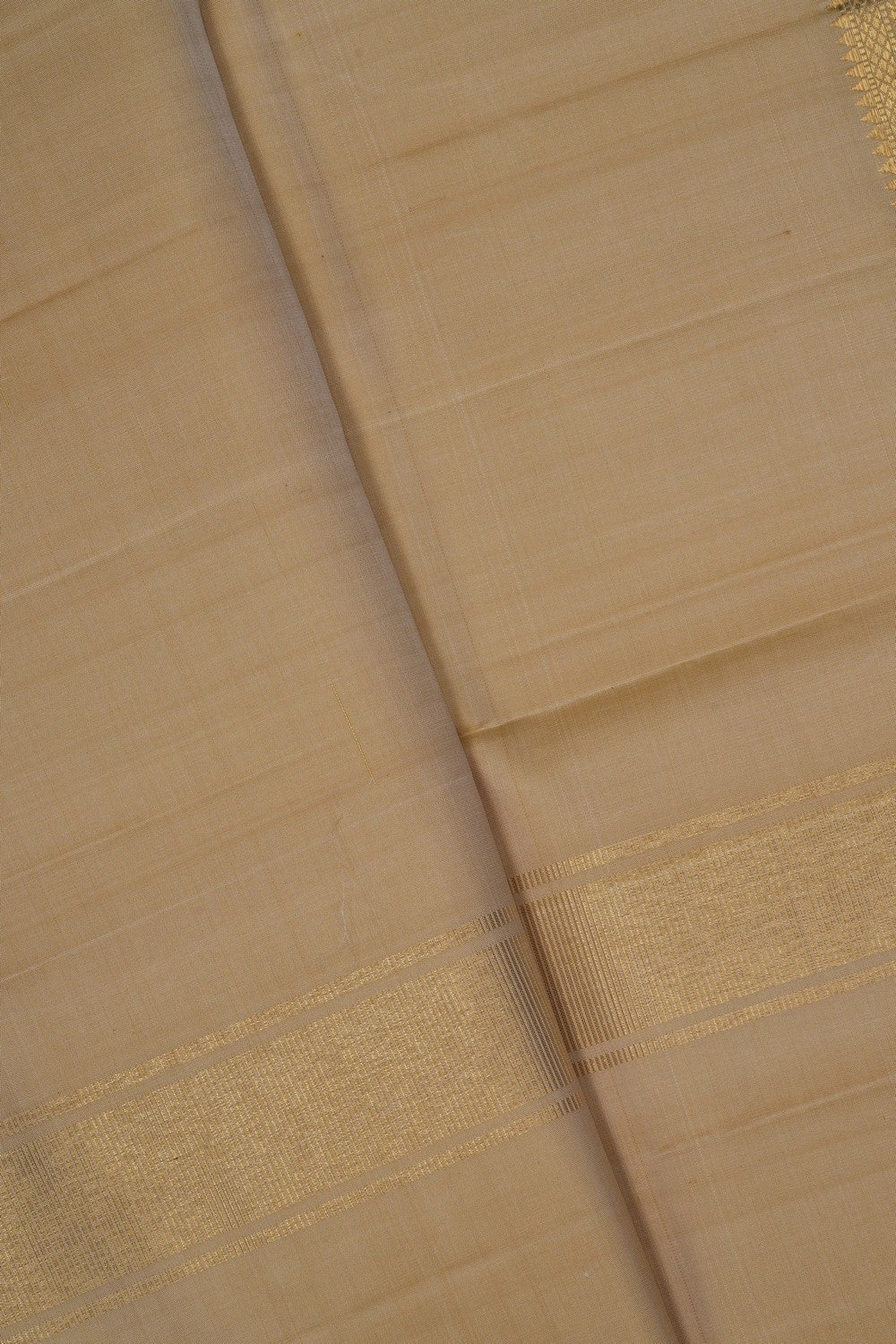 Image of Kanchi Silk Traditional Dhoti With Kanduva (8 X 4)