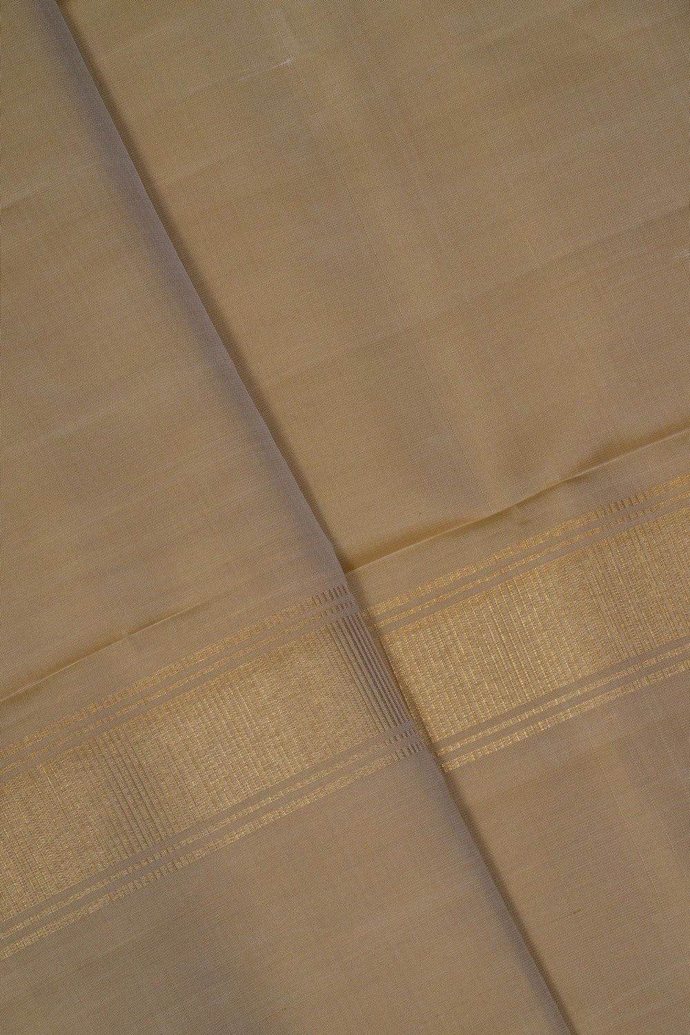 Image of Kanchi Silk Traditional Dhoti With Kanduva (8 X 4)
