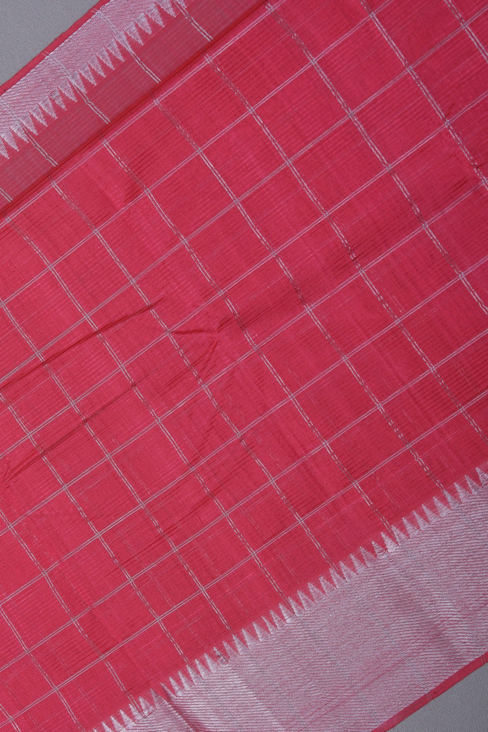 Image of Mangalgiri Silk Coral-Pink Saree