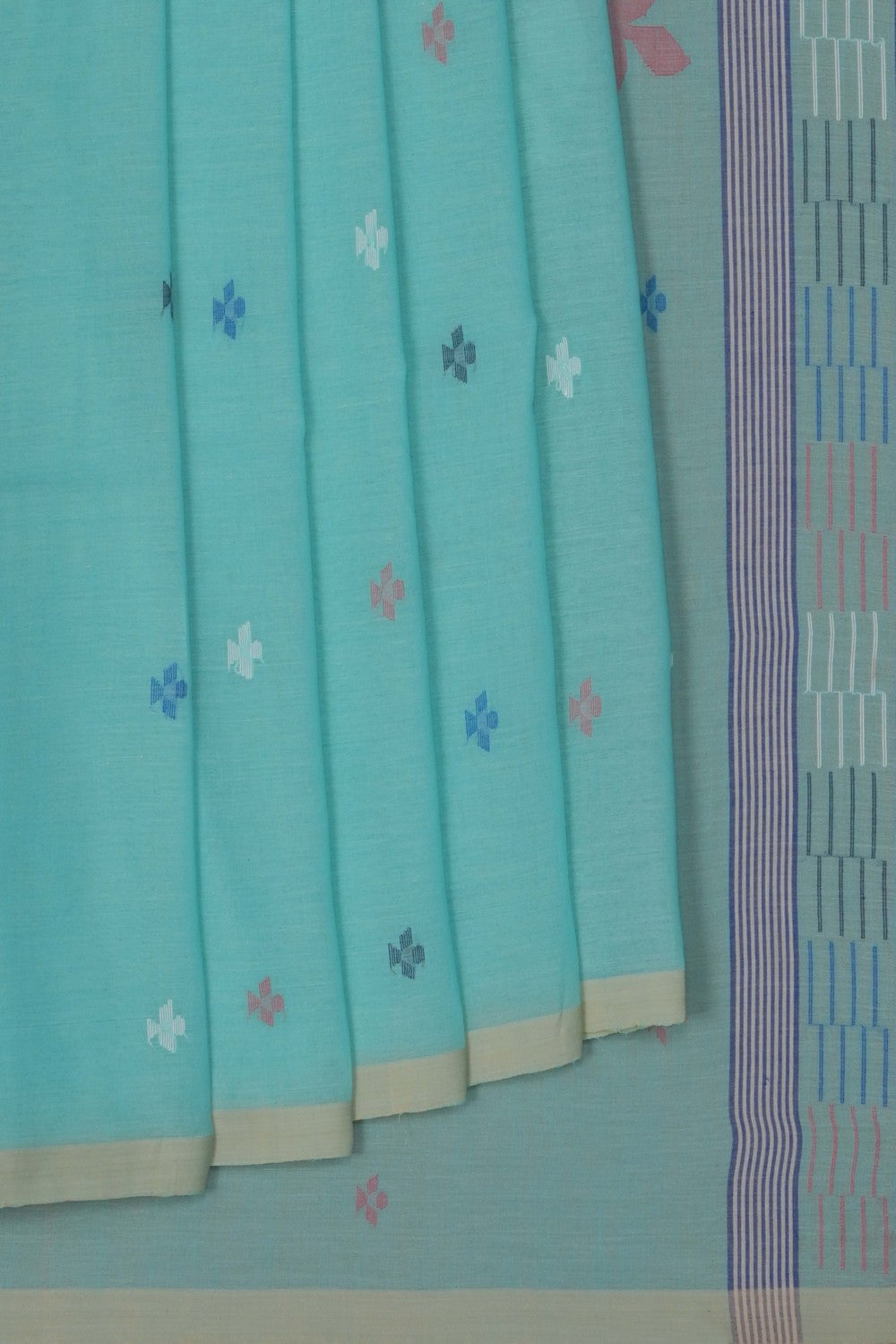 Image of Dhakai Handspun Cotton Saree With Jamdani Pallu