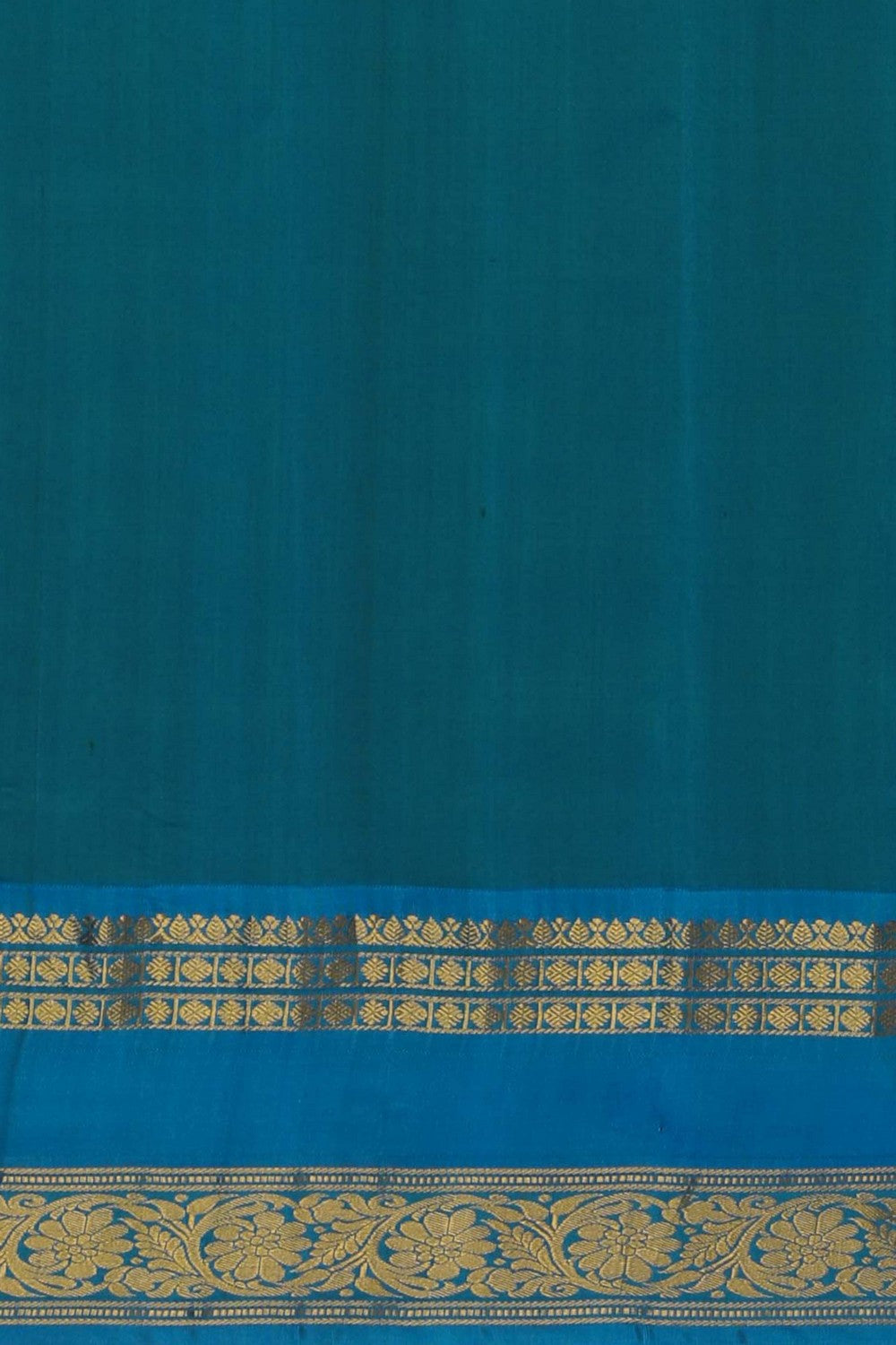 Image of Gadwal Silk Luxurious Red Saree