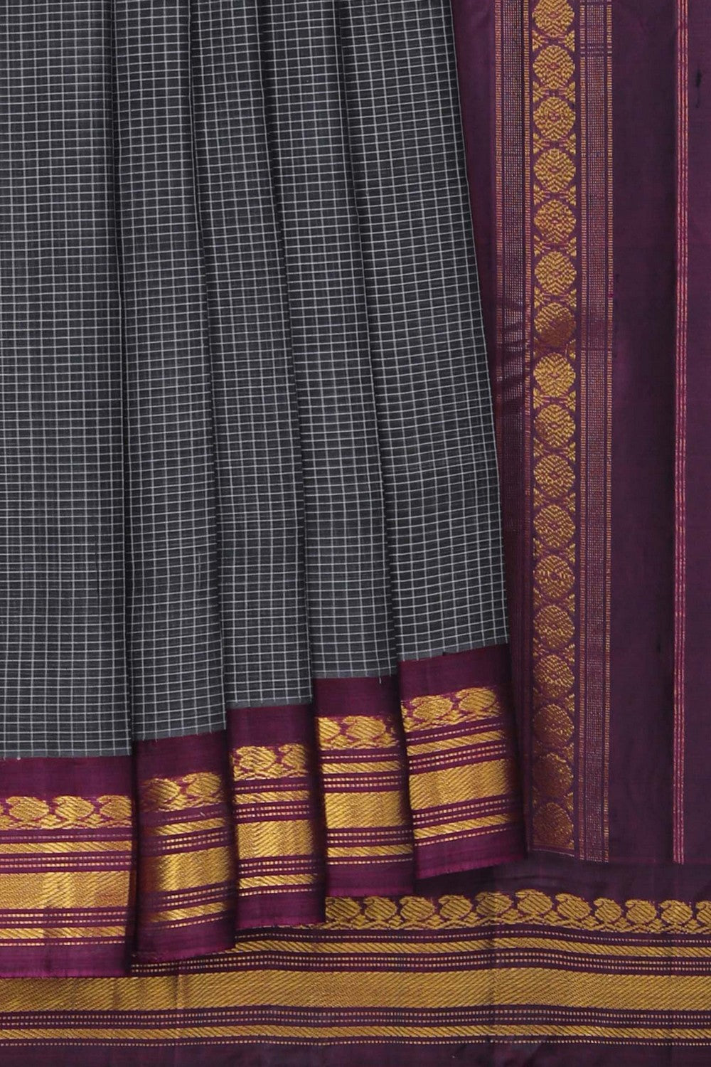 Image of Gadwal Cotton Grey Saree