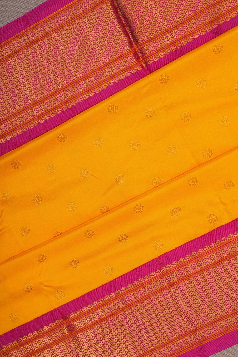 Image of This Paithani-Inspired Gadwal Yellow Saree