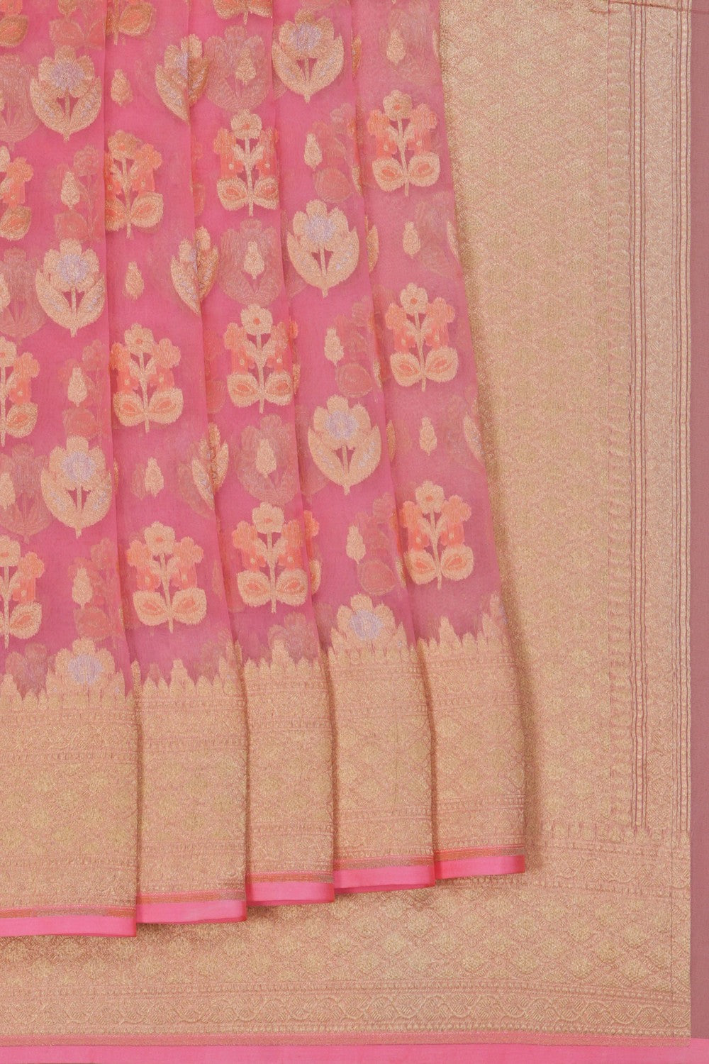 Image of Kora silk enhances its graceful fluidity