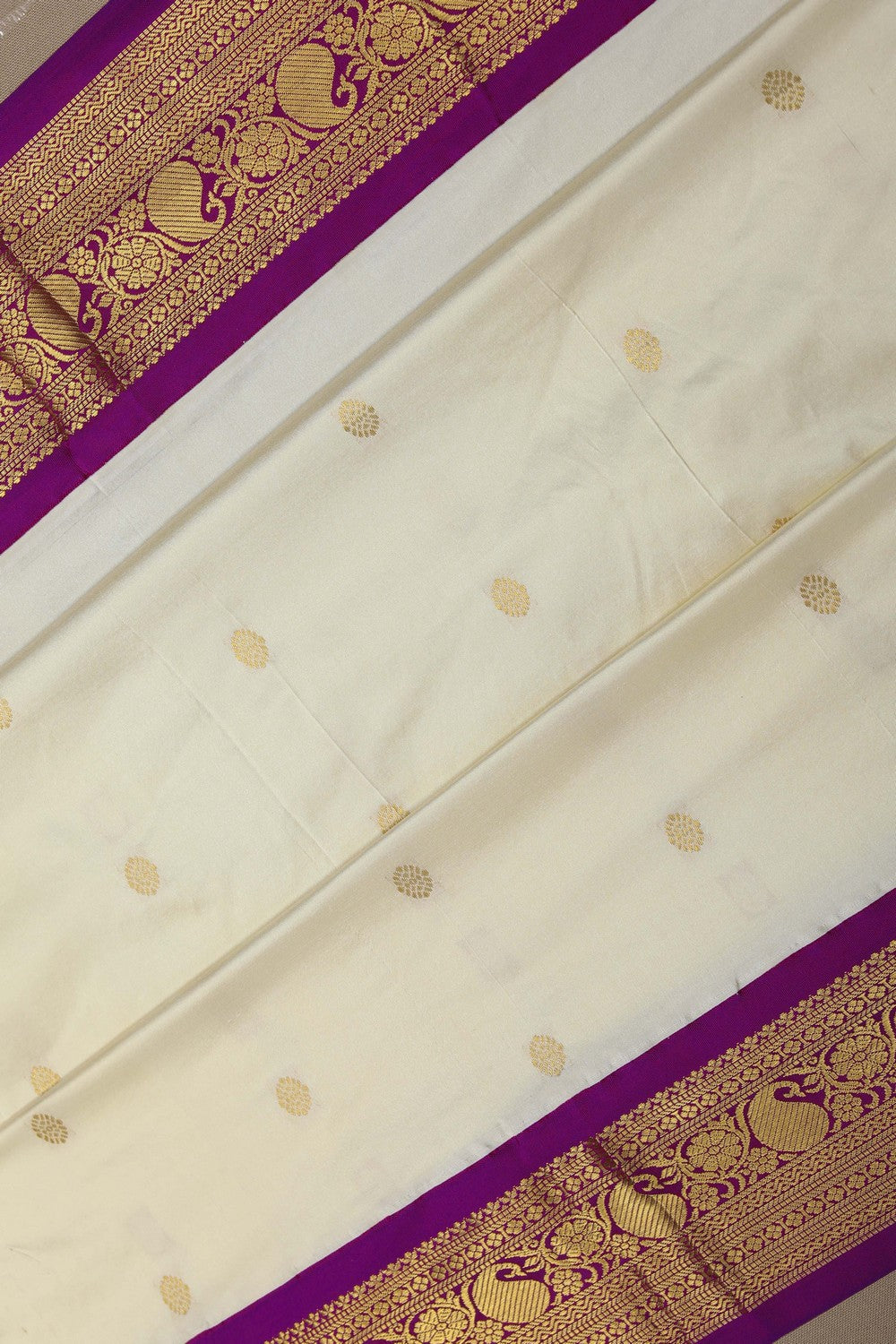 Image of Narayanpet Silk Ivory Off-White Saree
