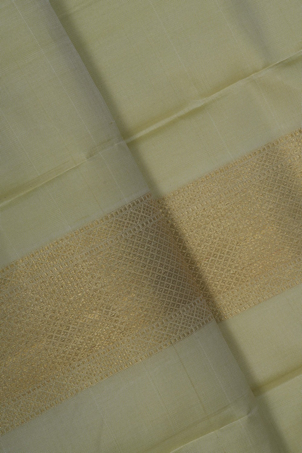 Image of Kanchi Silk Traditional Dhoti With Kanduva (8 X 4)