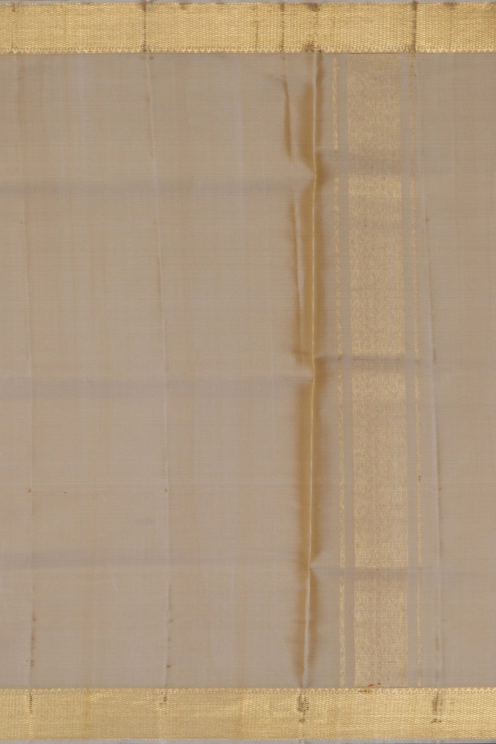 Image of Kanchi Silk Traditional Dhoti With Kanduva (8 X 4)
