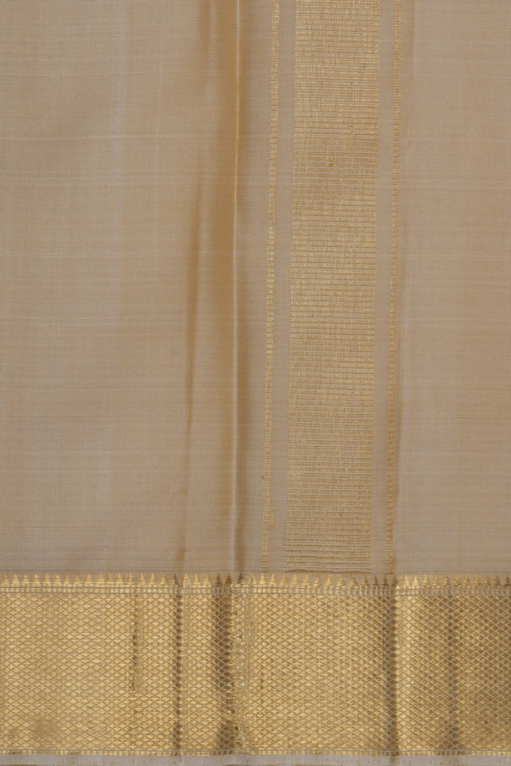 Image of Kanchi Silk Traditional Dhoti With Kanduva (8 X 4)