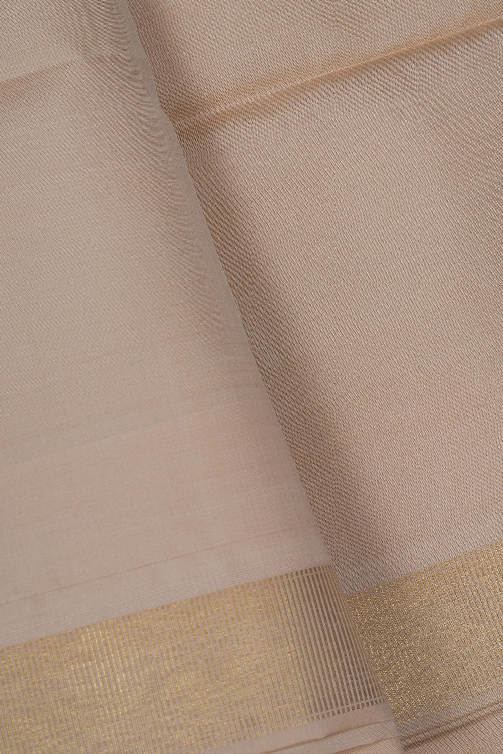 Image of Kanchi Silk Traditional Dhoti With Kanduva (8 X 4)