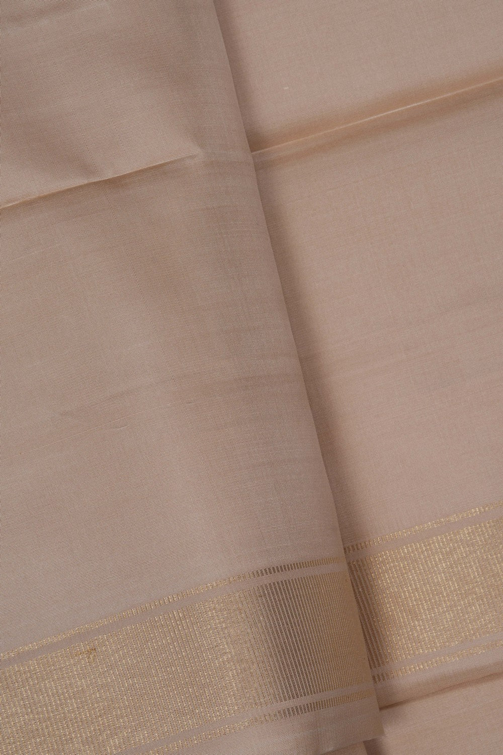 Image of Kanchi Silk Traditional Dhoti With Kanduva (8 X 4)
