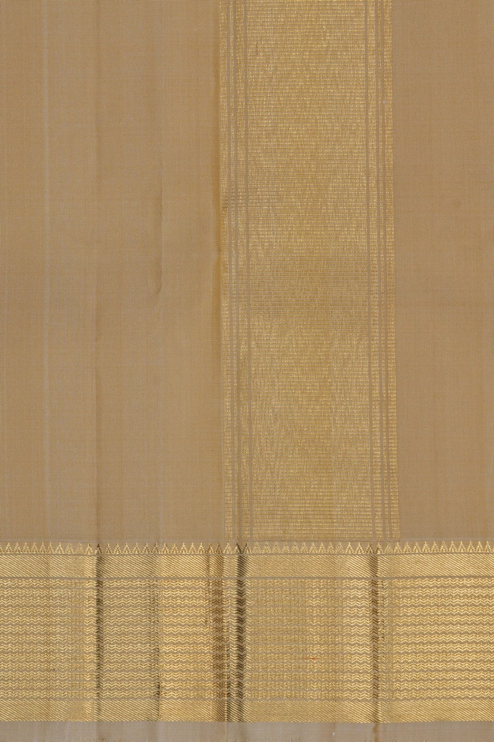Image of Kanchi Silk Traditional Dhoti With Kanduva (8 X 4)