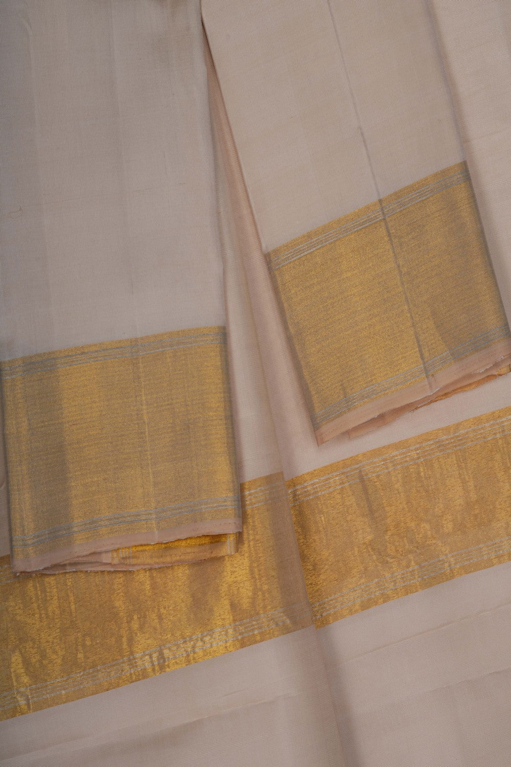 Image of Kanchi Silk Traditional Dhoti With Kanduva (8 X 4)