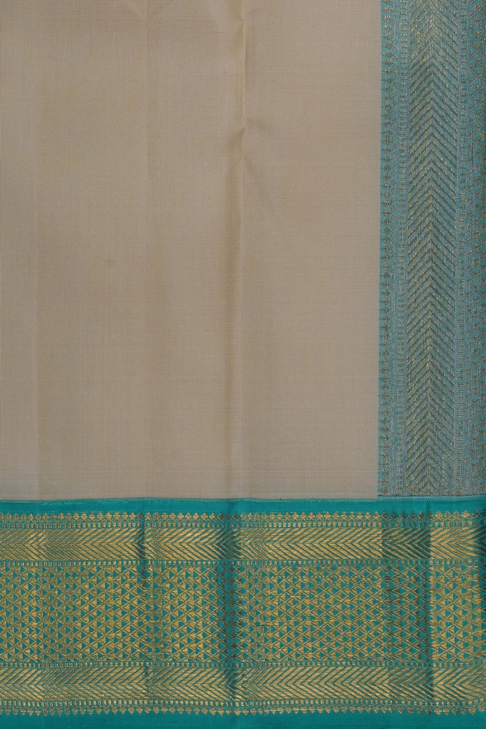 Image of Kanchi Silk Traditional Dhoti With Kanduva (8 X 4)