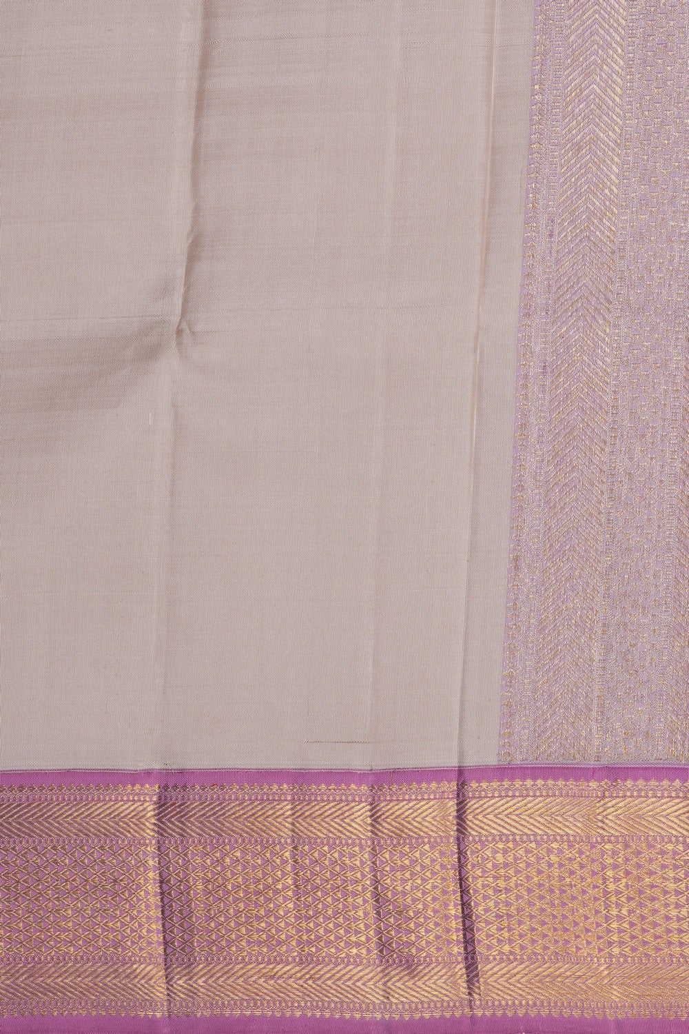 Image of Kanchi Silk Traditional Dhoti With Kanduva (8 X 4)