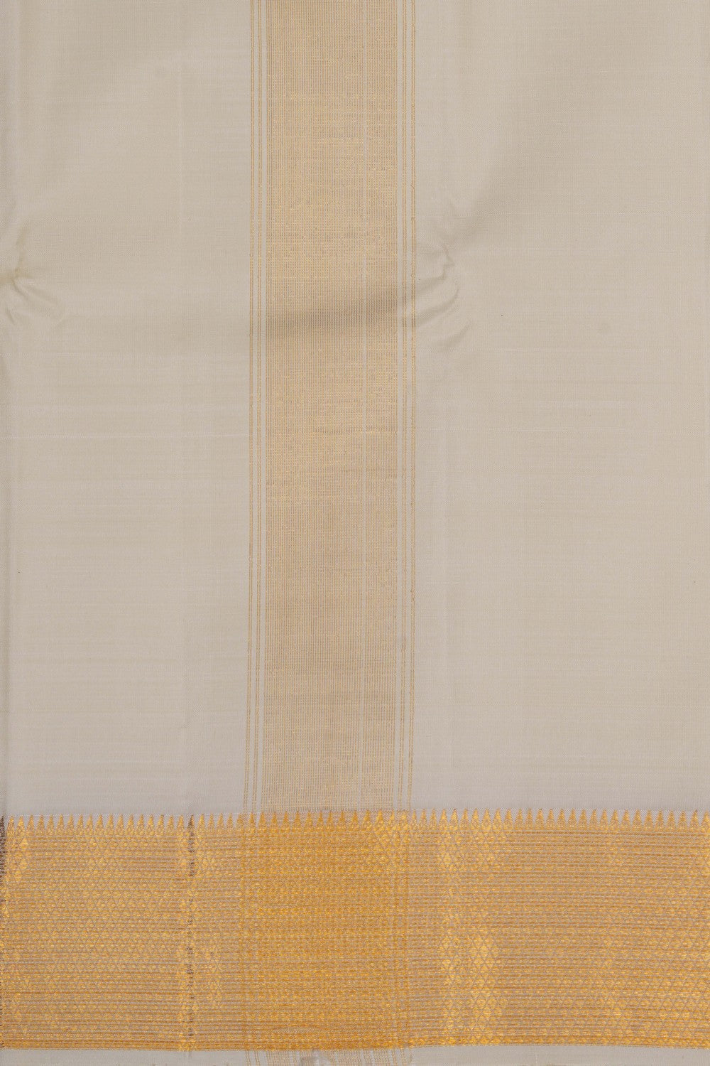 Image of Kanchi Silk Off-White Traditional Dhoti With Kanduva (8 X 4)