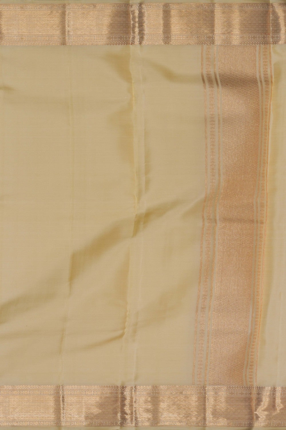 Image of Kanchi Silk Traditional Dhoti With Kanduva (8 X 4)