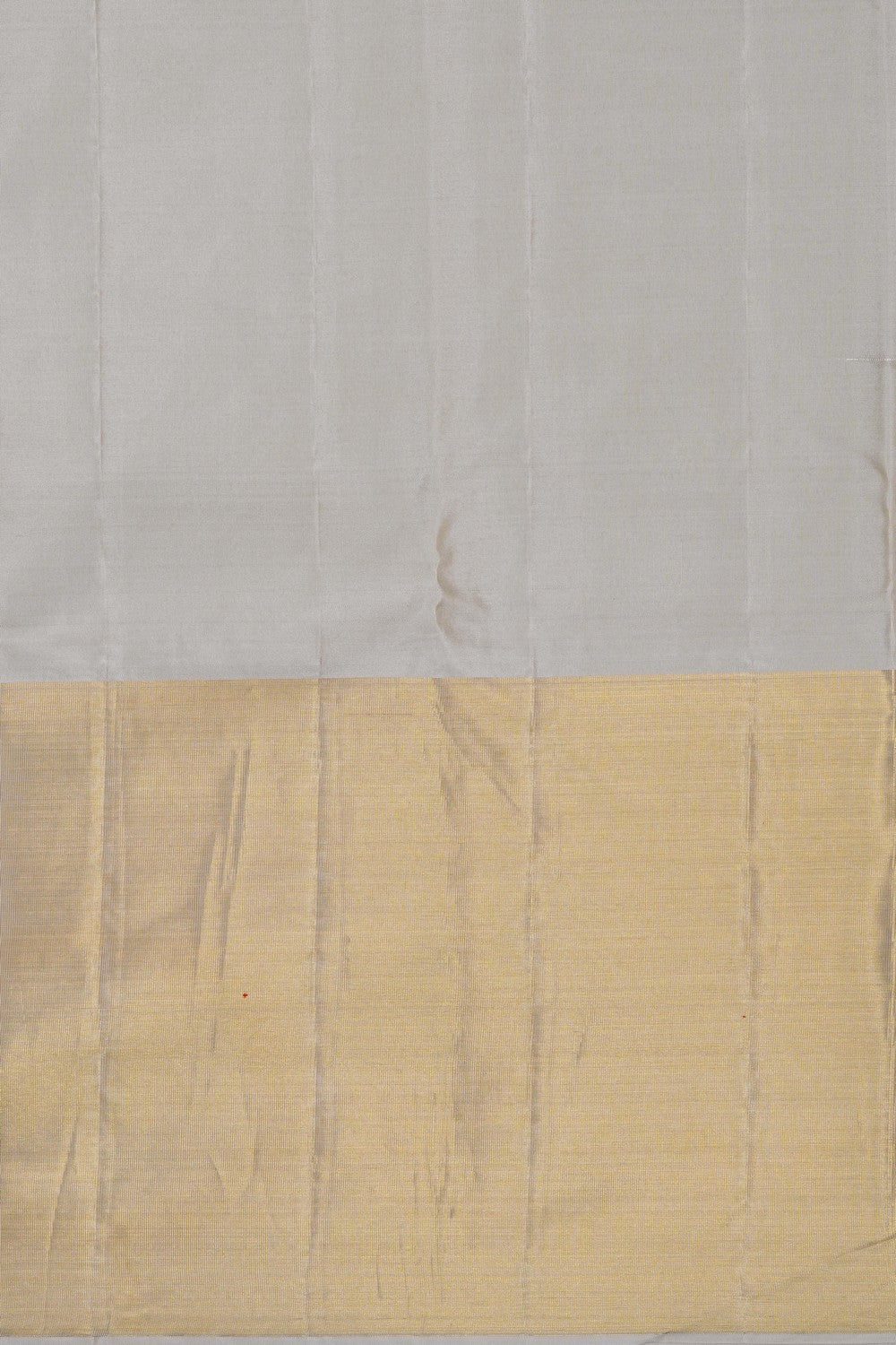 Image of Kanchipattu Tissue Green Saree