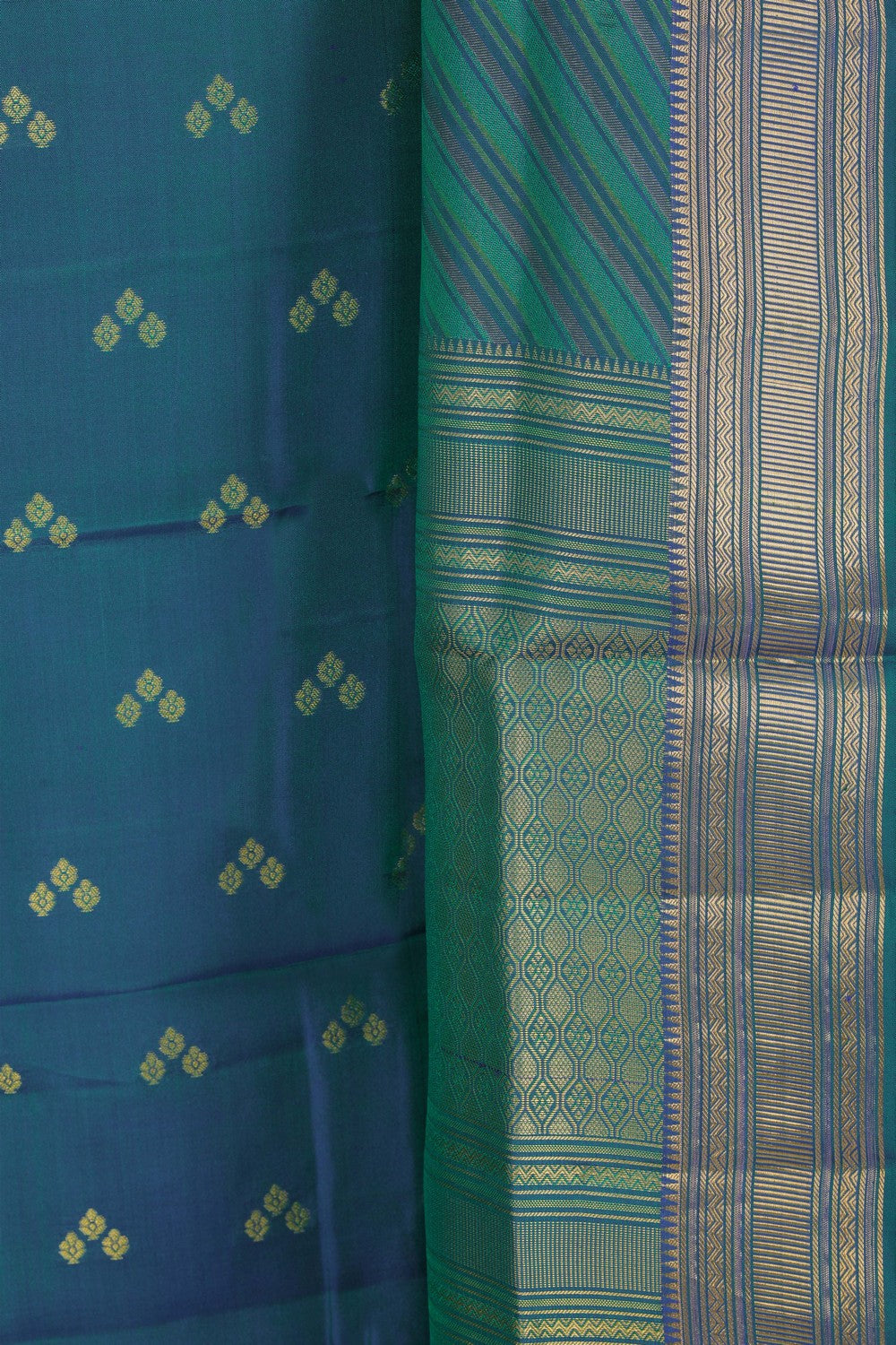 Image of Unstitched Suit Set Fabric (3 Pcs Set)